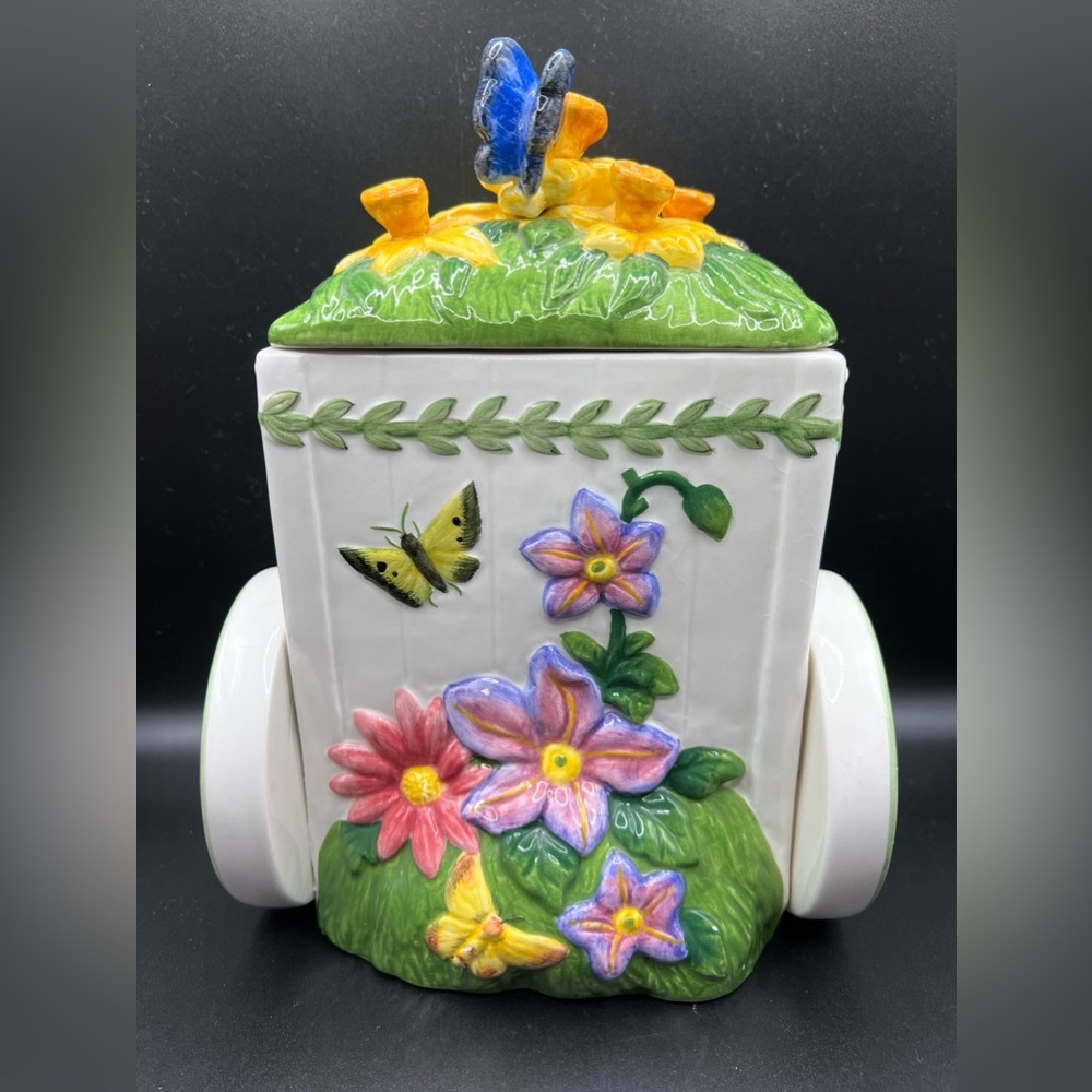 Portmeirion Botanic Garden Collection Canister Cookie Jar 10 in Height